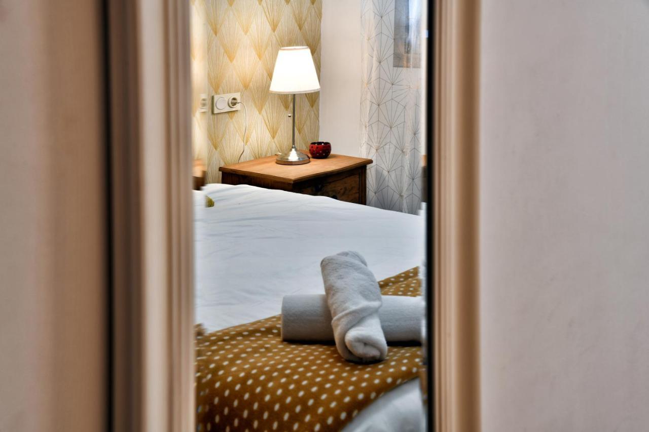 Wonderstays Apartamentos La Estacion مالقة المظهر الخارجي الصورة