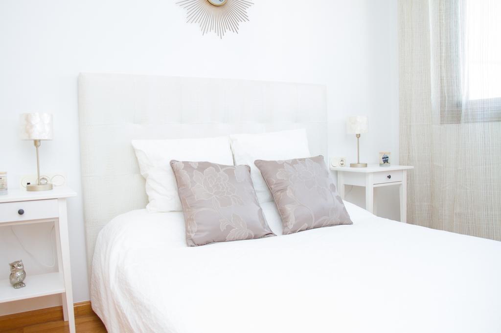 Wonderstays Apartamentos La Estacion مالقة المظهر الخارجي الصورة