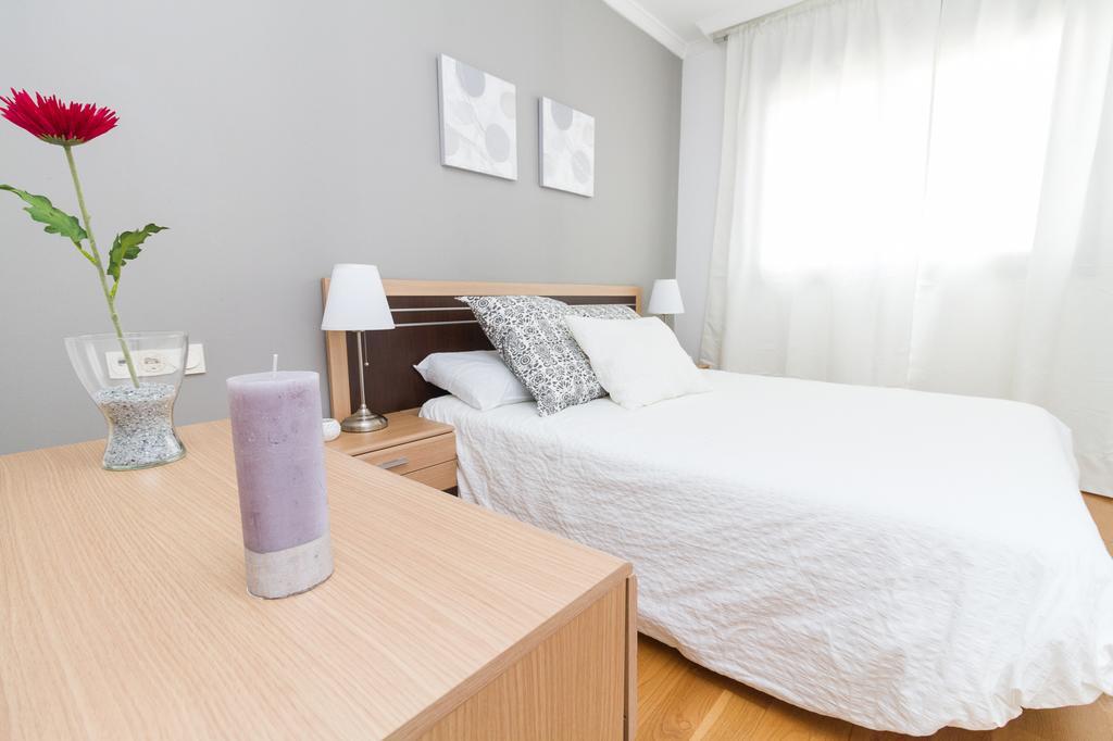 Wonderstays Apartamentos La Estacion مالقة المظهر الخارجي الصورة