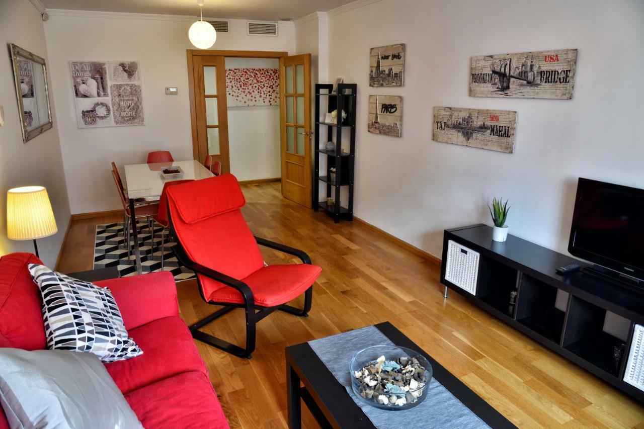 Wonderstays Apartamentos La Estacion مالقة المظهر الخارجي الصورة